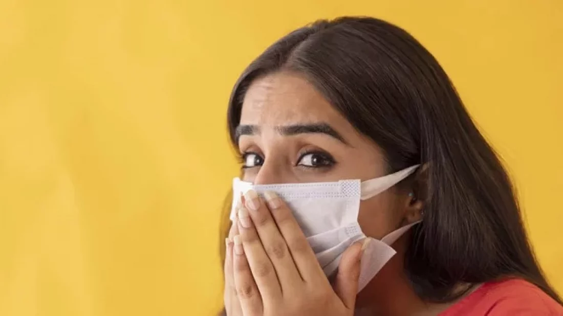 ওমিক্রন থেকে রক্ষা পেতে করণীয়