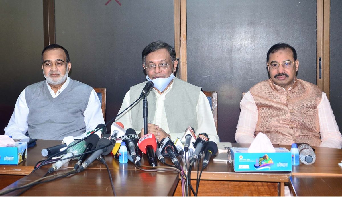 ষাটোর্ধ্ব সবার পেনশনের ব্যবস্থা করতে প্রধানমন্ত্রীর নির্দেশ -তথ্য মন্ত্রী