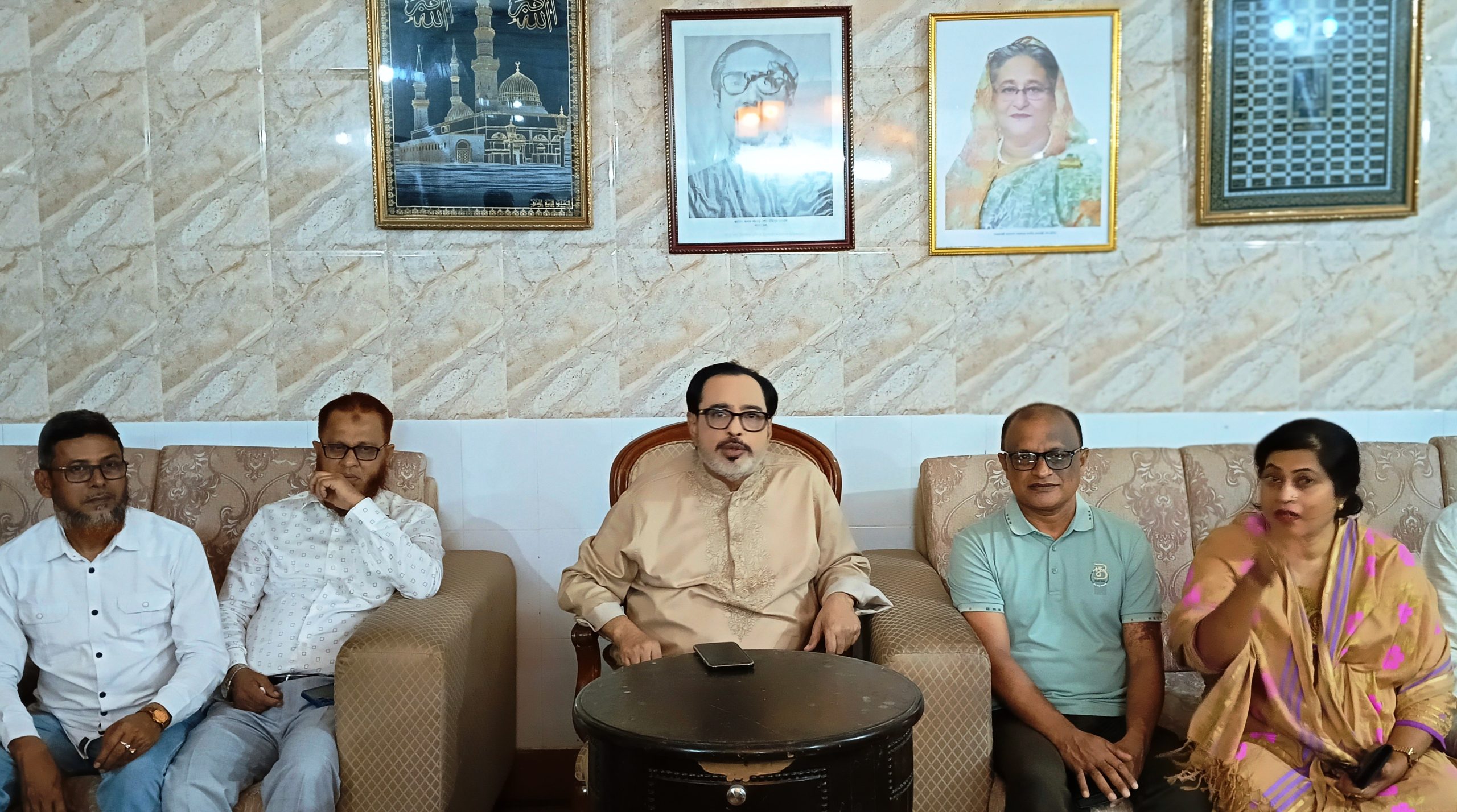 বাংলাদেশ আজ বিশ্বের দরবারে স্মার্ট বাংলাদেশ -বজলুল হক হারুন এমপি