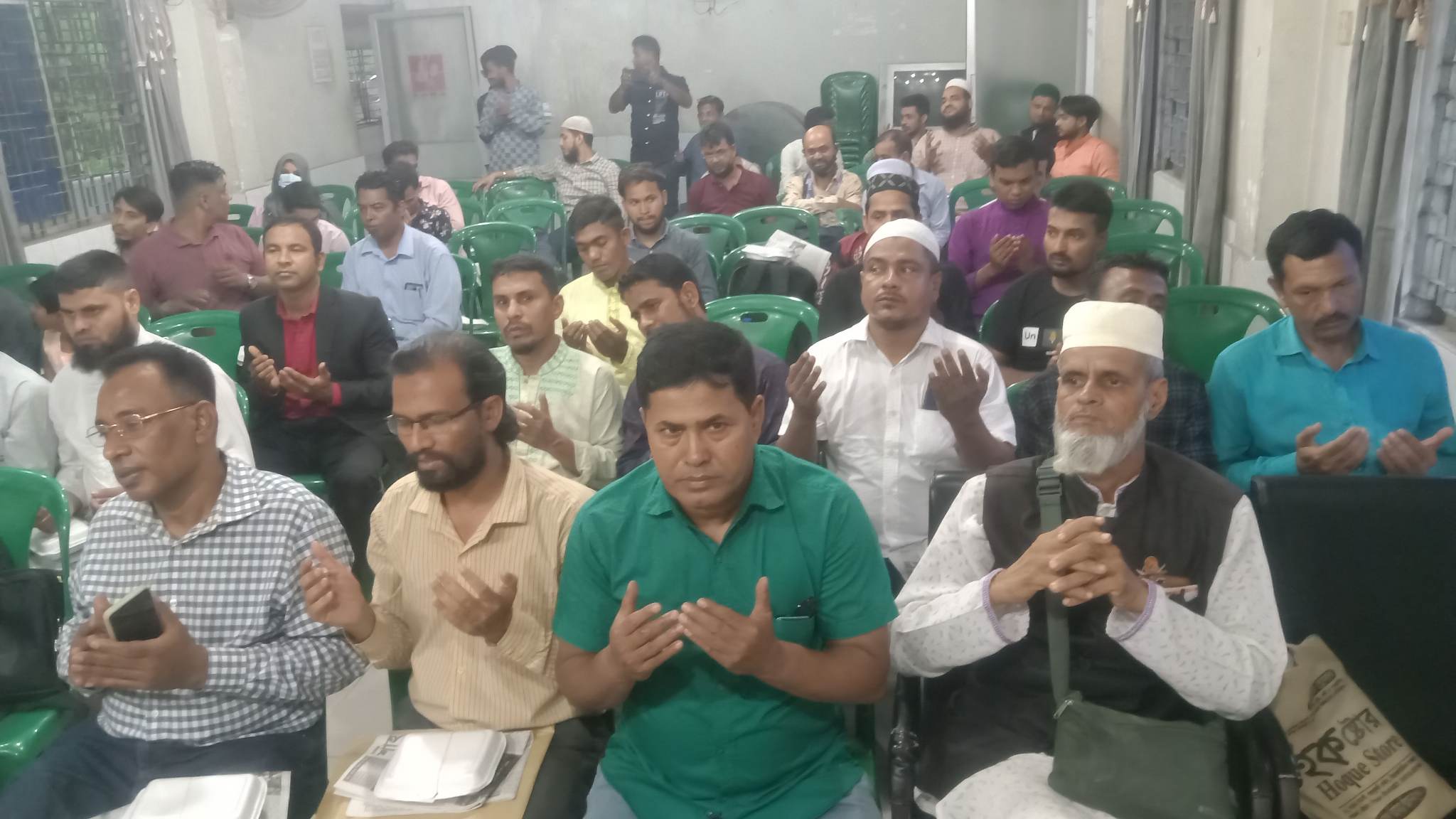 দৈনিক শাহ আমানত পত্রিকার উদ্যাগে রমজান শীর্ষক আলোচনা সভা ও ইফতার মাহফিল অনুষ্ঠিত