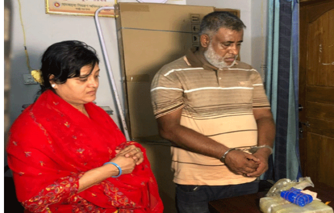 কক্সবাজারে ইয়াবাসহ সস্ত্রীক পুলিশ কর্মকর্তা আটক