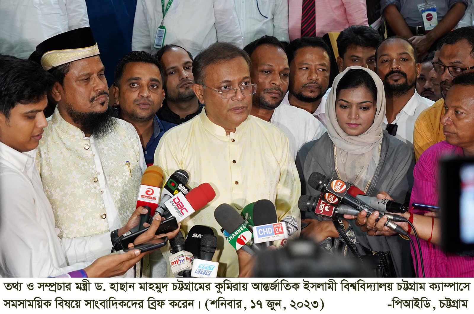 বিএনপি’র তত্ত্বাবধায়ক সরকারের দাবি এখন মাঠে মারা গেছে : তথ্যমন্ত্রী