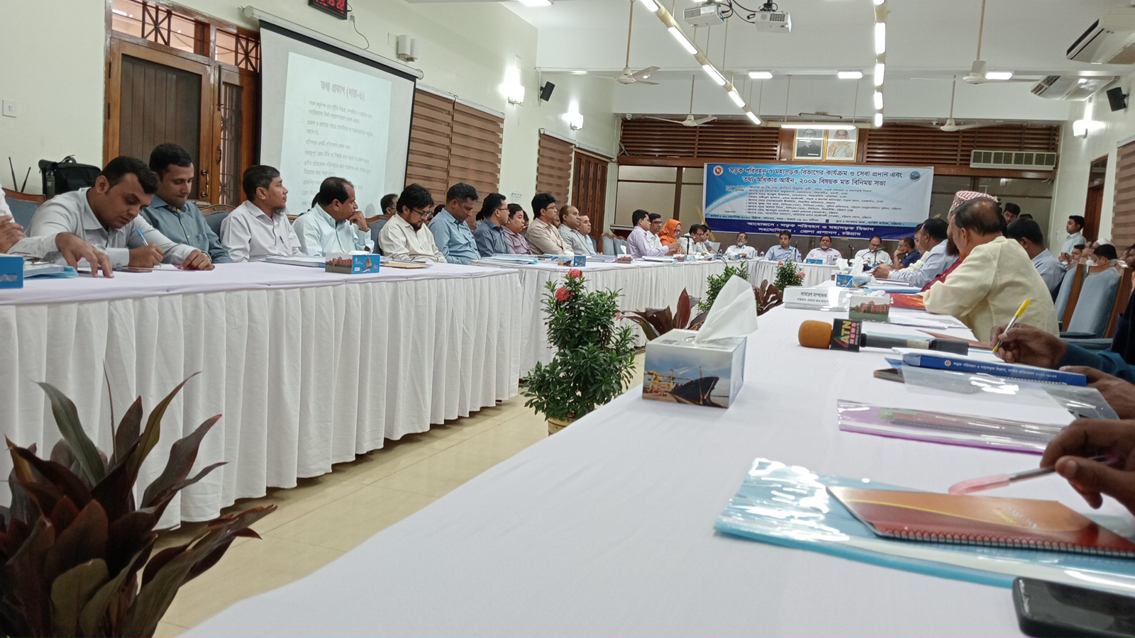 আইন না মানার প্রবণতার কারণে অহরহ দুর্ঘটনা ঘটছে – এ বি এম আমিন উল্লাহ নুরী
