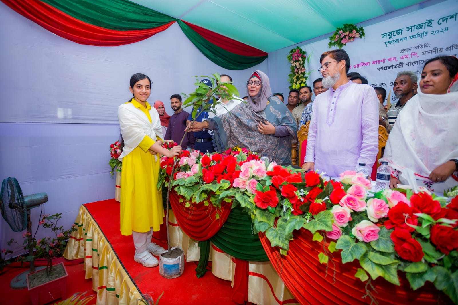 রমনা উদ্দ্যানে নারিকেল ও কেন্দ্রীয় কারাগারে কামিনী ফুলের চারা রোপন করেছিলেন বঙ্গবন্ধু -ওয়াসিকা আয়শা খান