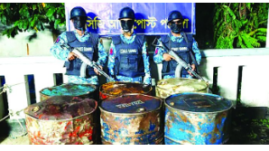 চোরাই ১ হাজার লিটার সয়াবিন তেল জব্দ