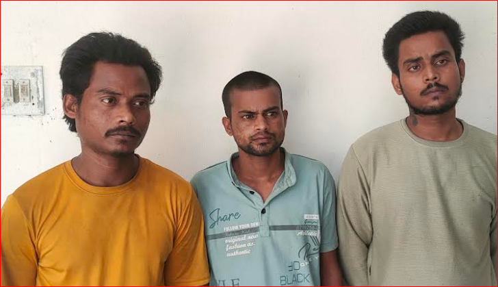 যশোরের শার্শা সীমান্ত দিয়ে রাতের অন্ধকারে একজন ভারতীয় নাগরিকসহ তিনজনকে পুশইন
