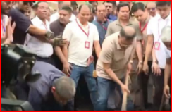 যশোরের শার্শায় ‘জিয়া খাল’ পুনঃখনন শুরু, কোদাল হাতে মাটি কাটলেন প্রধানমন্ত্রী