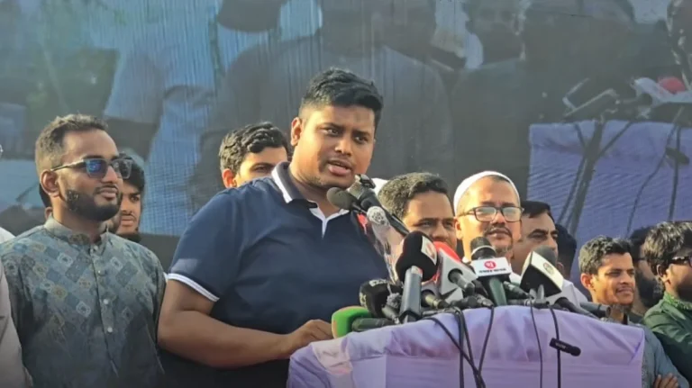 হাসনাত আবদুল্লাহ ‘এই ফার্মের মুরগিরা রাস্তায় এসেছিল বলেই আজকে আপনি শিক্ষামন্ত্রী’