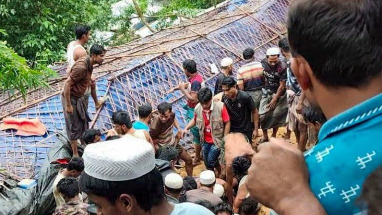 কক্সবাজারে পাহাড়ধসের ঘটনায় নিহত বেড়ে ৮